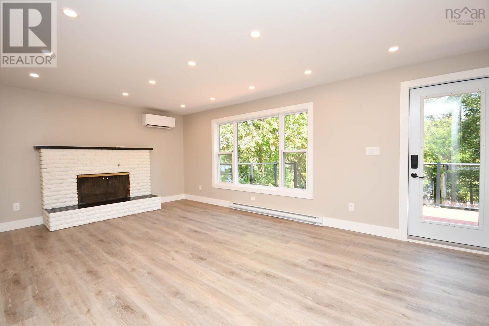 279 Lockview Road Property Photo 7