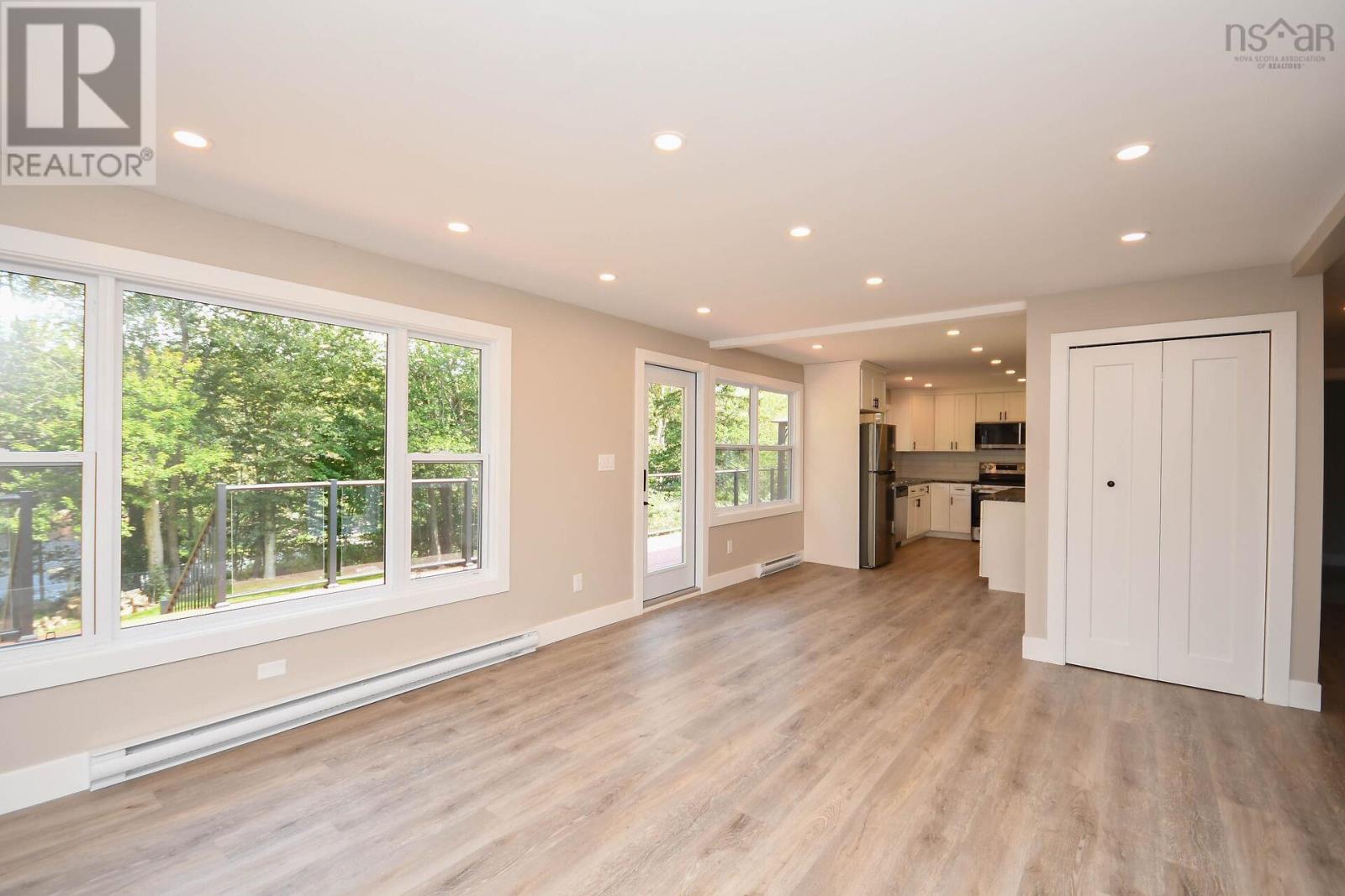 279 Lockview Road Property Photo 10