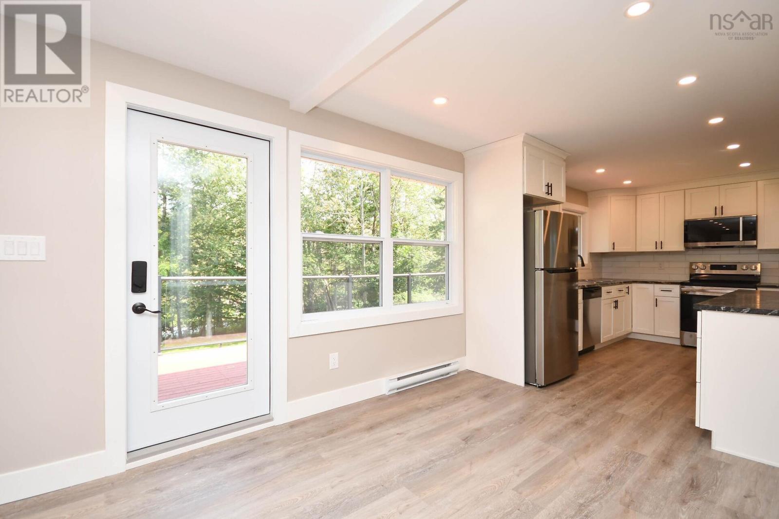 279 Lockview Road Property Photo 12