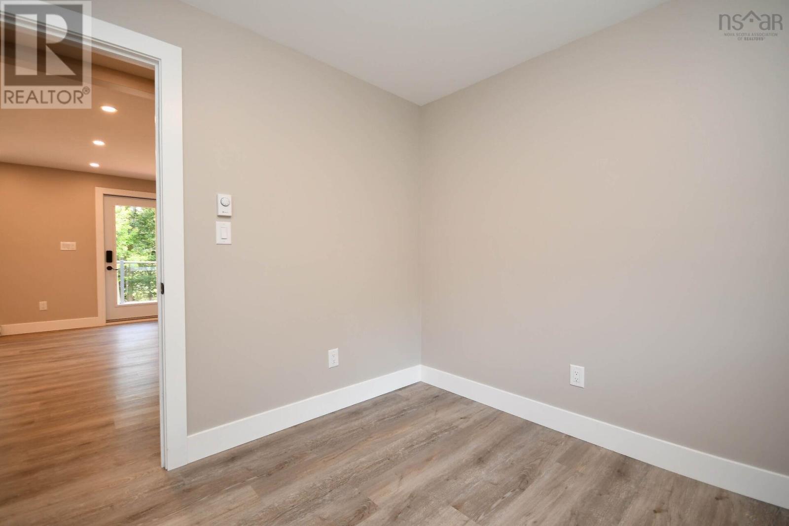 279 Lockview Road Property Photo 18