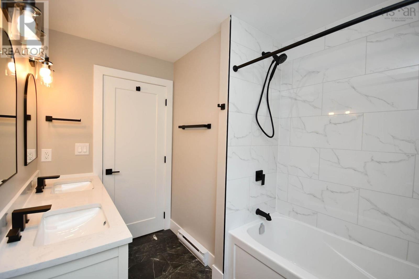 279 Lockview Road Property Photo 19