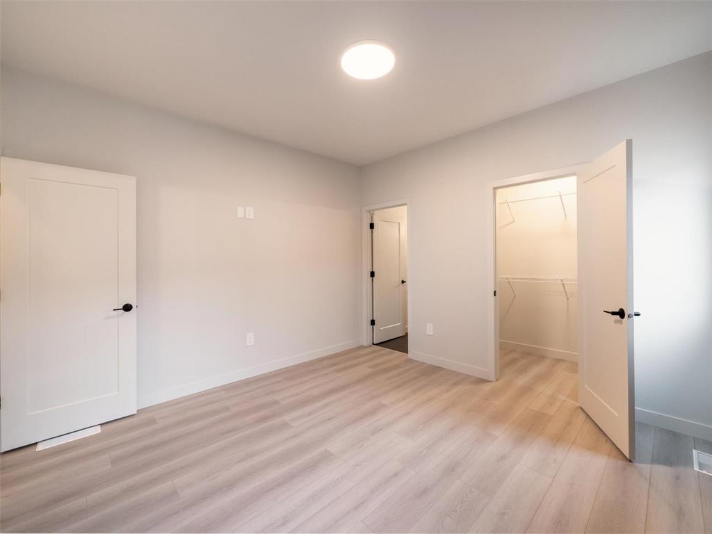 15 Hester Park Cove Property Photo 24