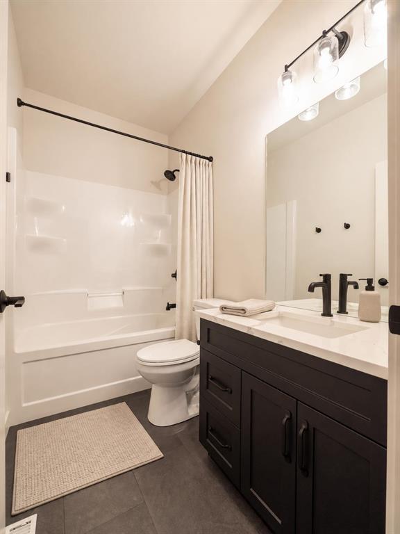 15 Hester Park Cove Property Photo 33