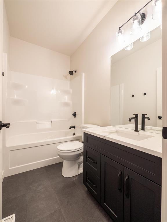15 Hester Park Cove Property Photo 34