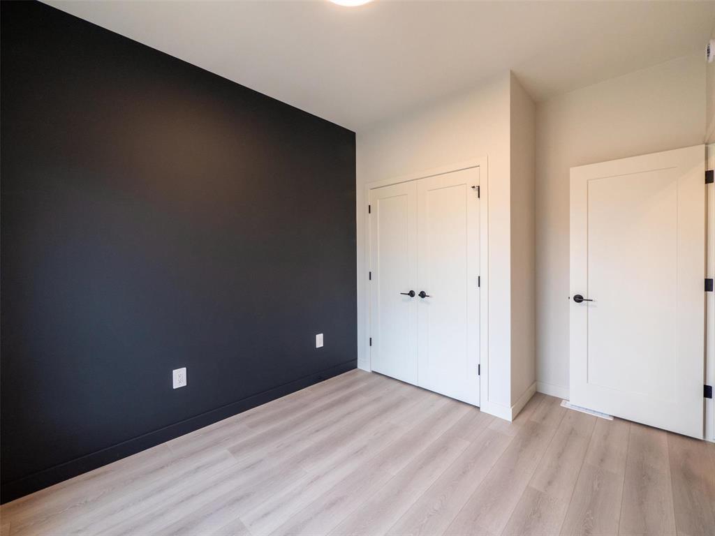 15 Hester Park Cove Property Photo 37