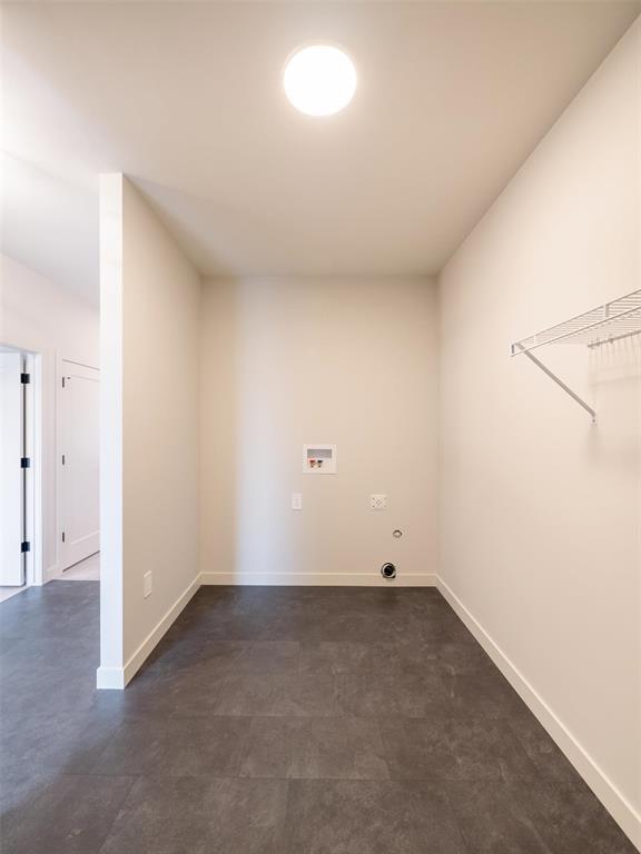 15 Hester Park Cove Property Photo 38