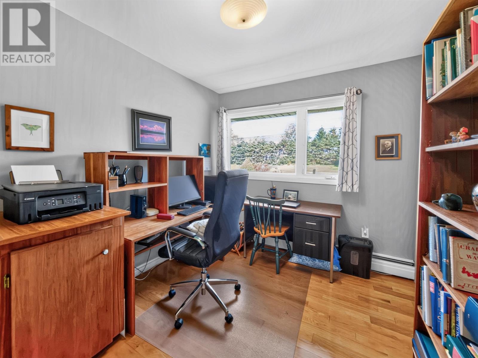 22 Upper Tea Hill Crescent Property Photo 18