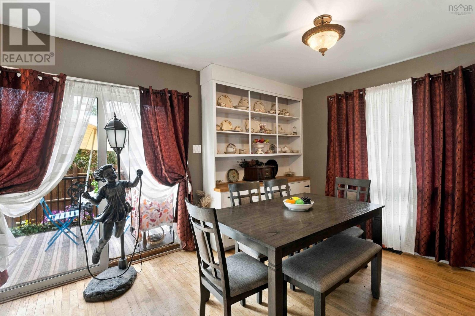 27 James Street Property Photo 5