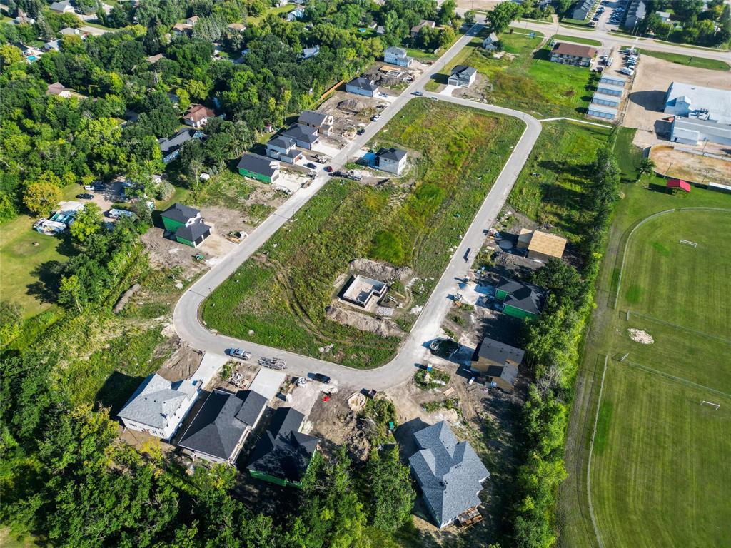 33 Harvest Crescent Property Photo 5