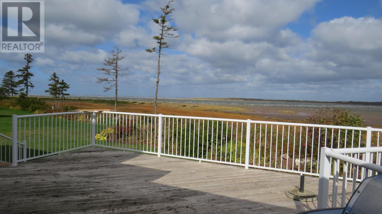 7 Bayside Crescent Property Photo 21