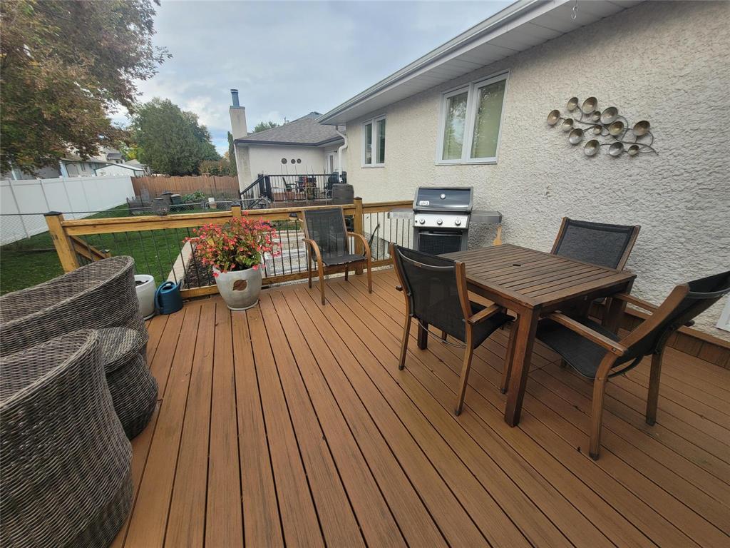 50 Sammons Crescent Property Photo 14