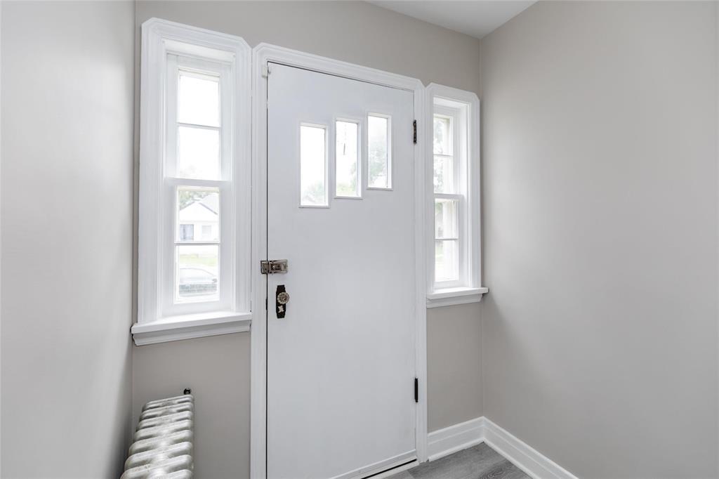 367 Jamison Avenue Property Photo 4