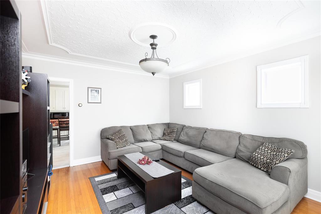 367 Jamison Avenue Property Photo 8