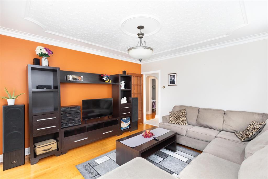367 Jamison Avenue Property Photo 10