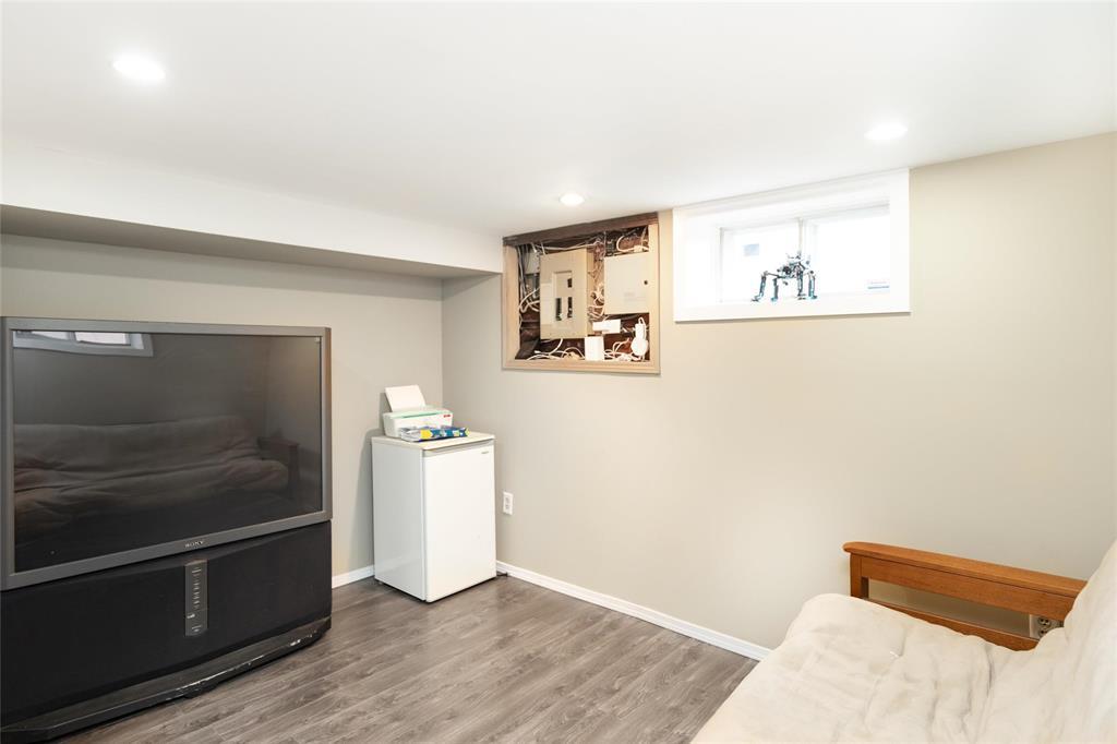 367 Jamison Avenue Property Photo 20