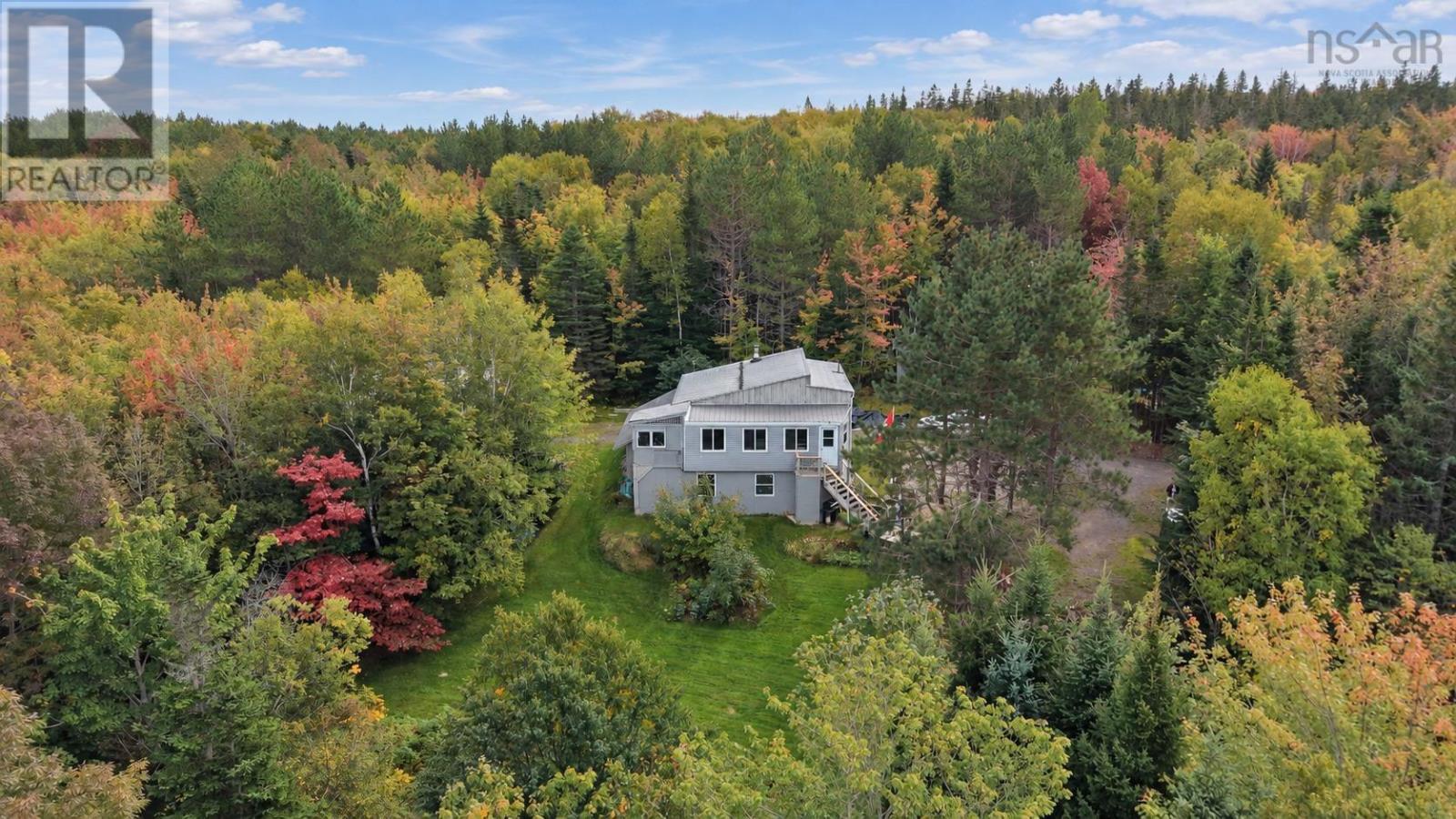 837 Meadow Road Property Photo 6