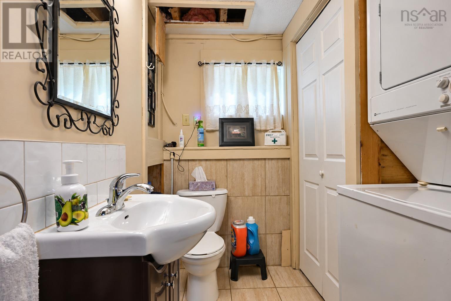 837 Meadow Road Property Photo 23