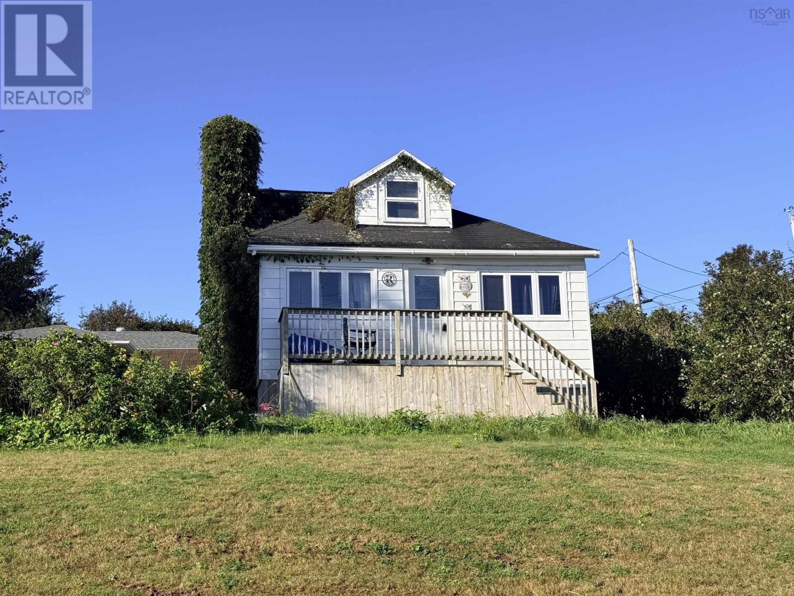 7 Monteith Avenue Property Photo 1