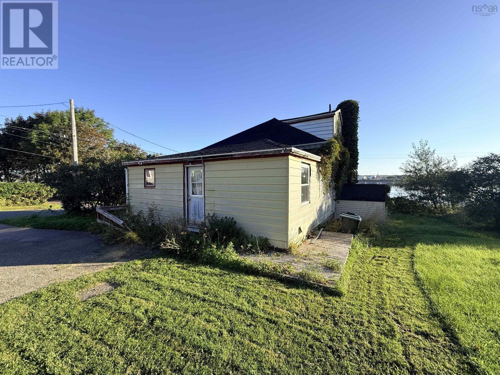 7 Monteith Avenue Property Photo 13