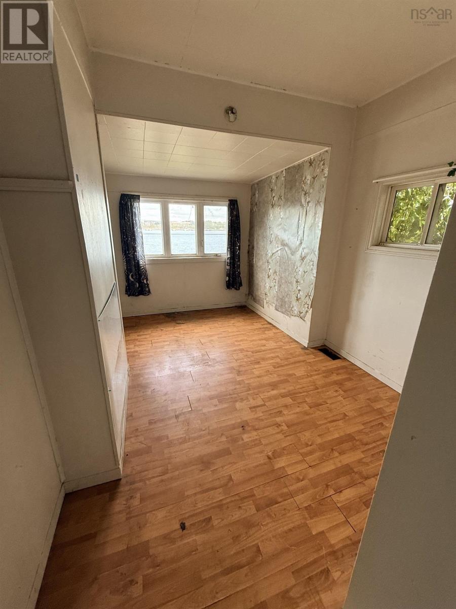 7 Monteith Avenue Property Photo 21