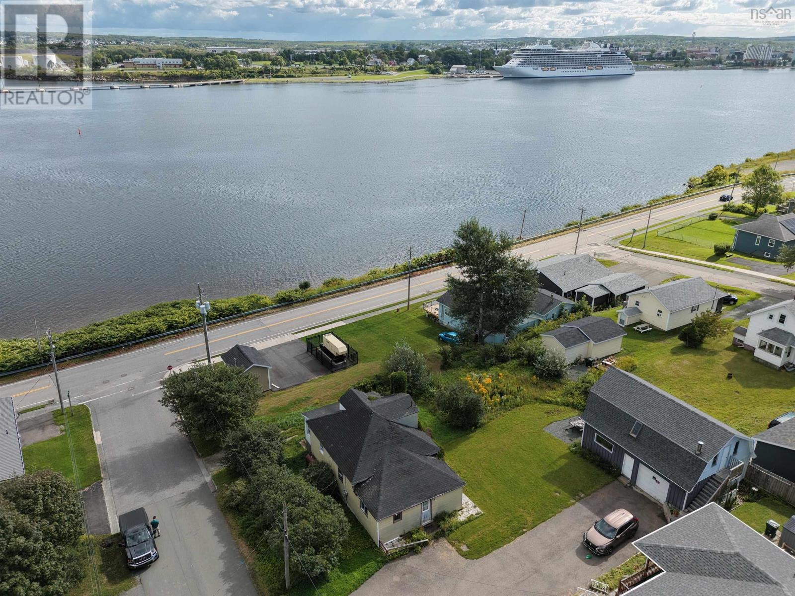 7 Monteith Avenue Property Photo 34