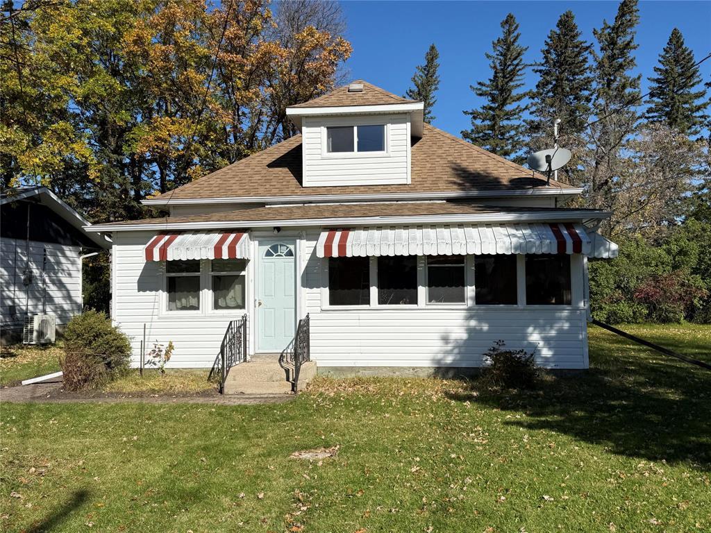 222 1st Avenue Property Photo 1
