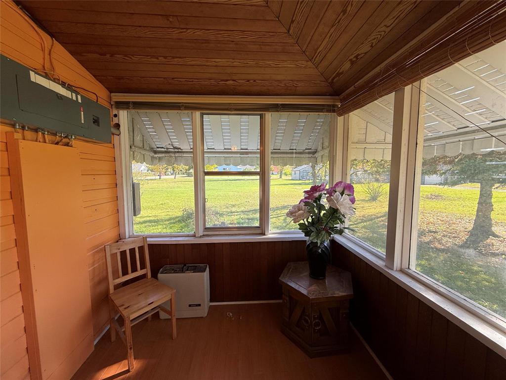 222 1st Avenue Property Photo 5