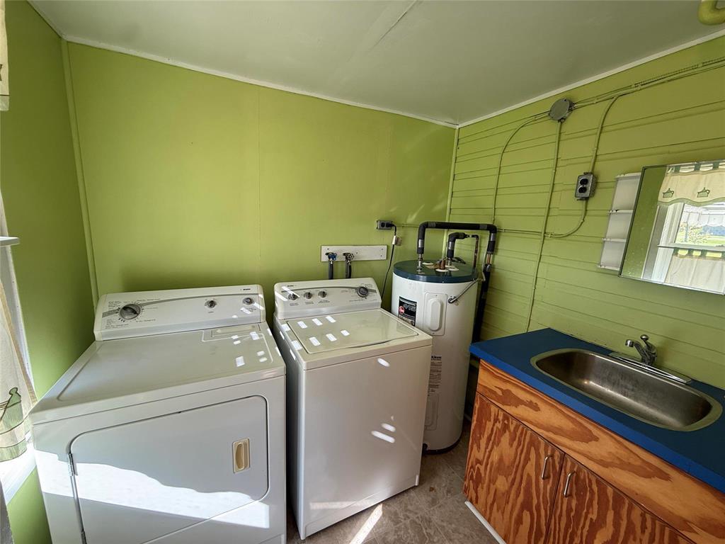 222 1st Avenue Property Photo 8