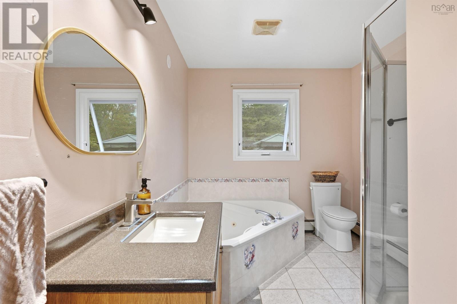 21 Kimara Drive Property Photo 15
