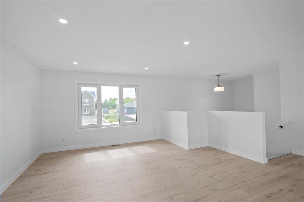 272 Fernwood Way Property Photo 10