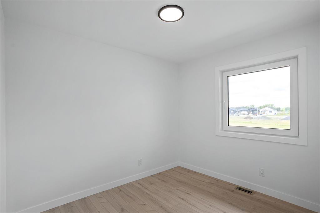 272 Fernwood Way Property Photo 12