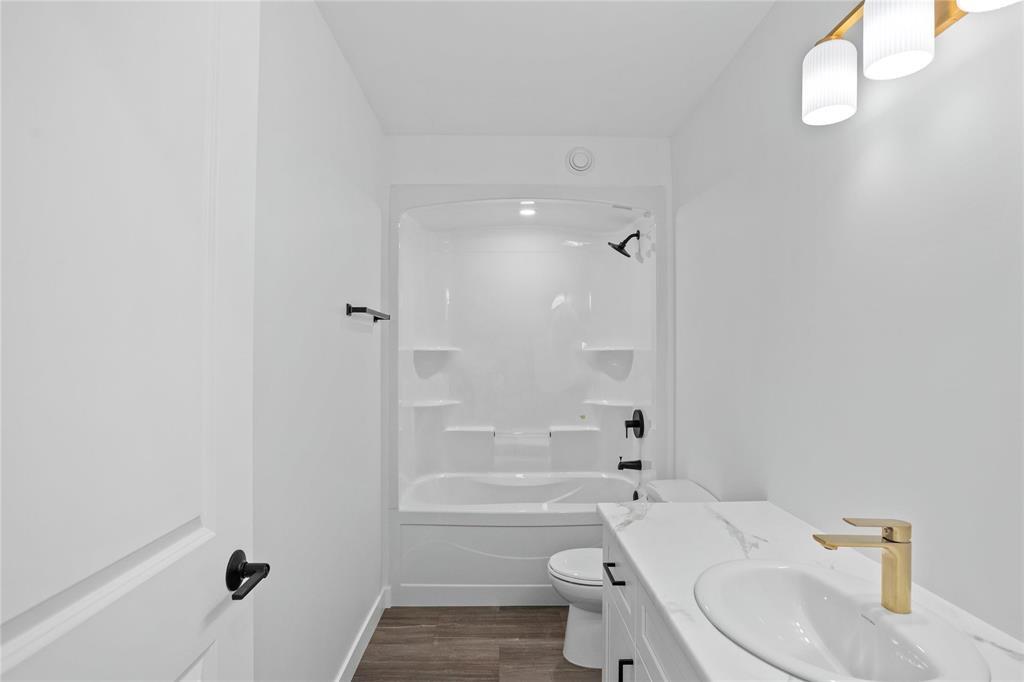 272 Fernwood Way Property Photo 13
