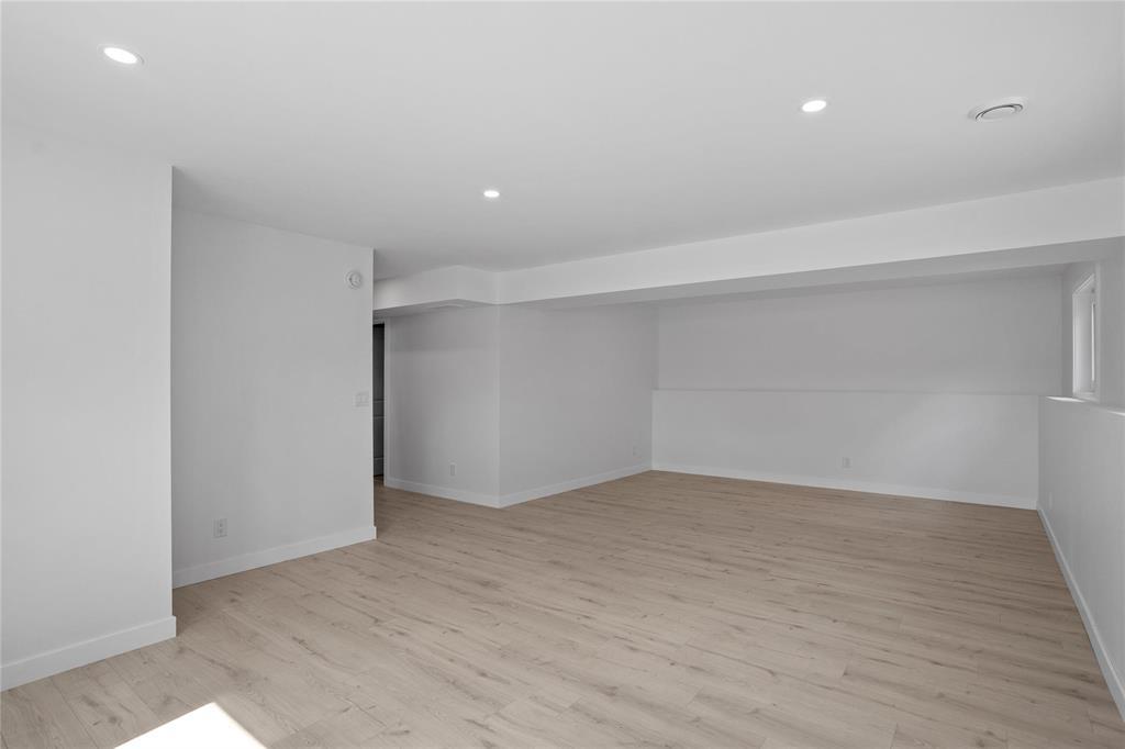 272 Fernwood Way Property Photo 14