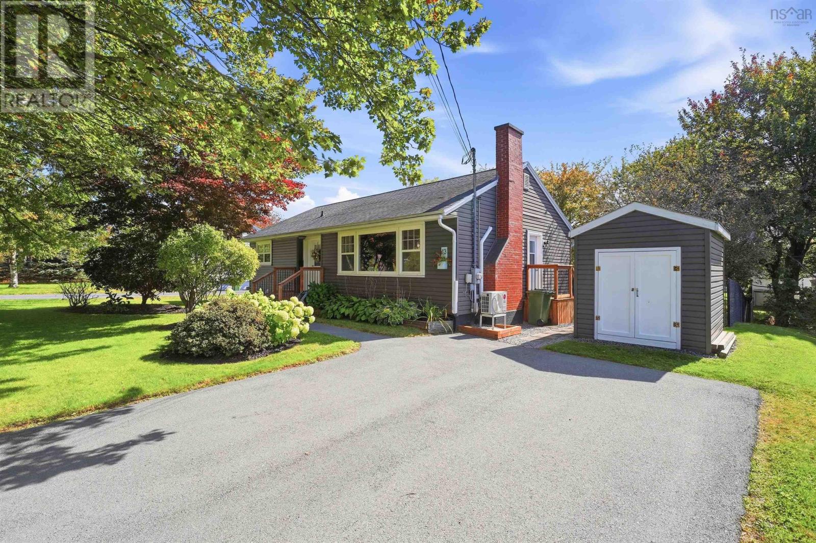 13 Elizabeth Street Property Photo 1