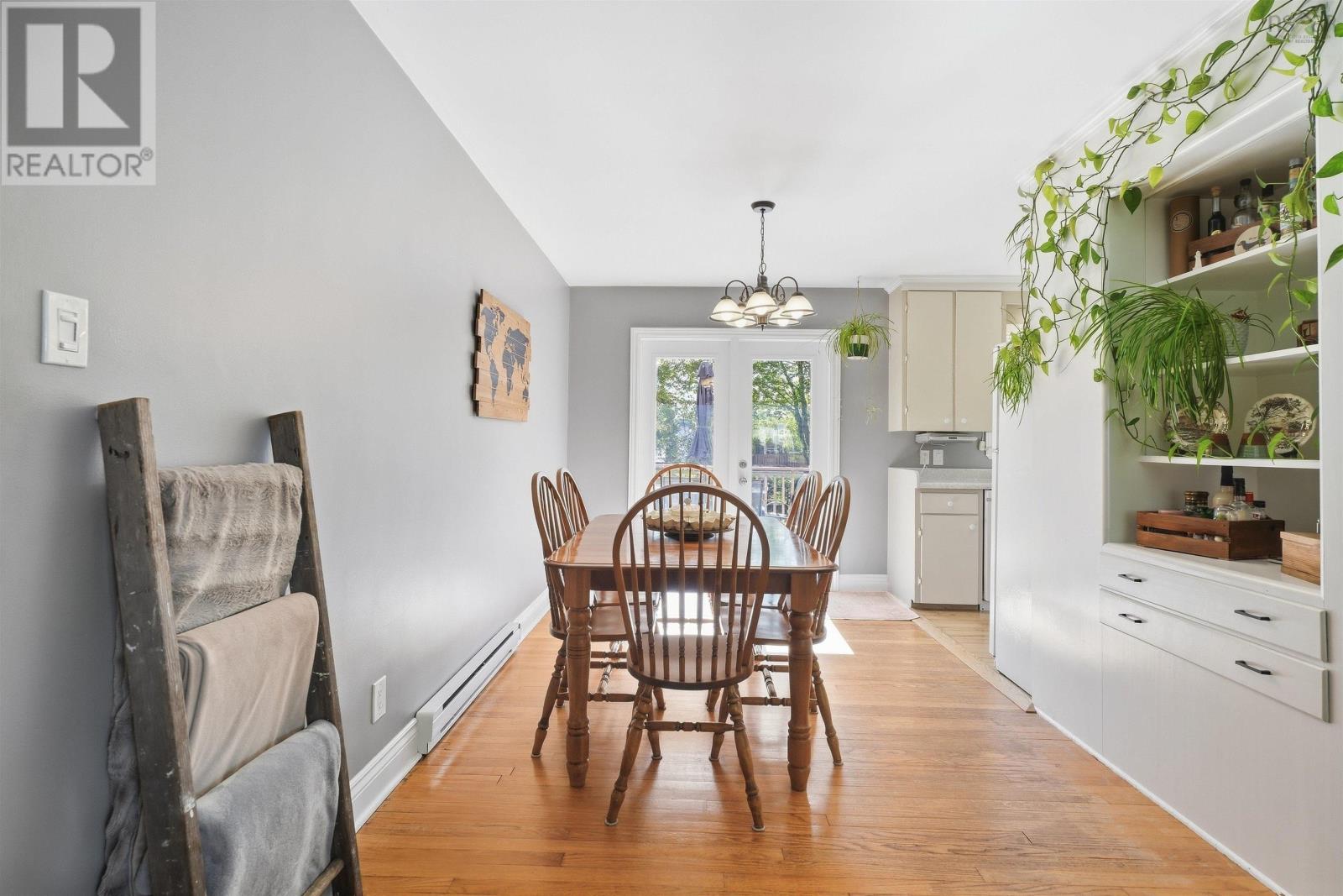 13 Elizabeth Street Property Photo 10