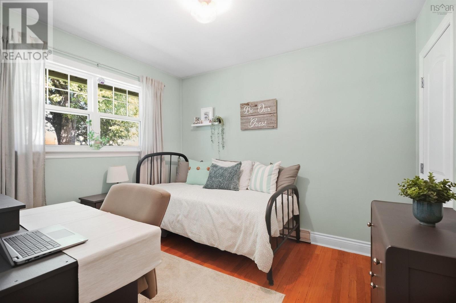 13 Elizabeth Street Property Photo 19