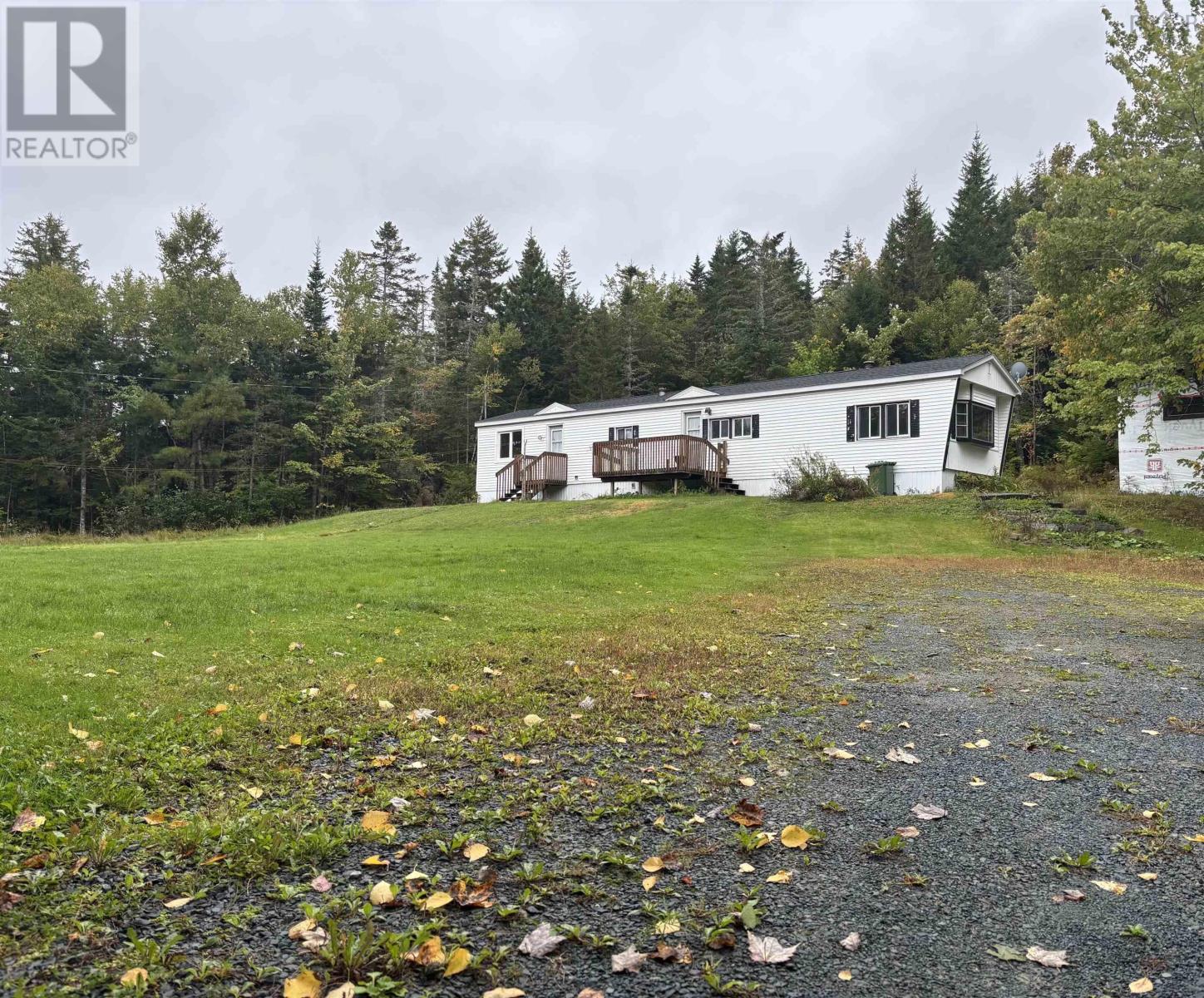 1126 Myra Road Property Photo 1