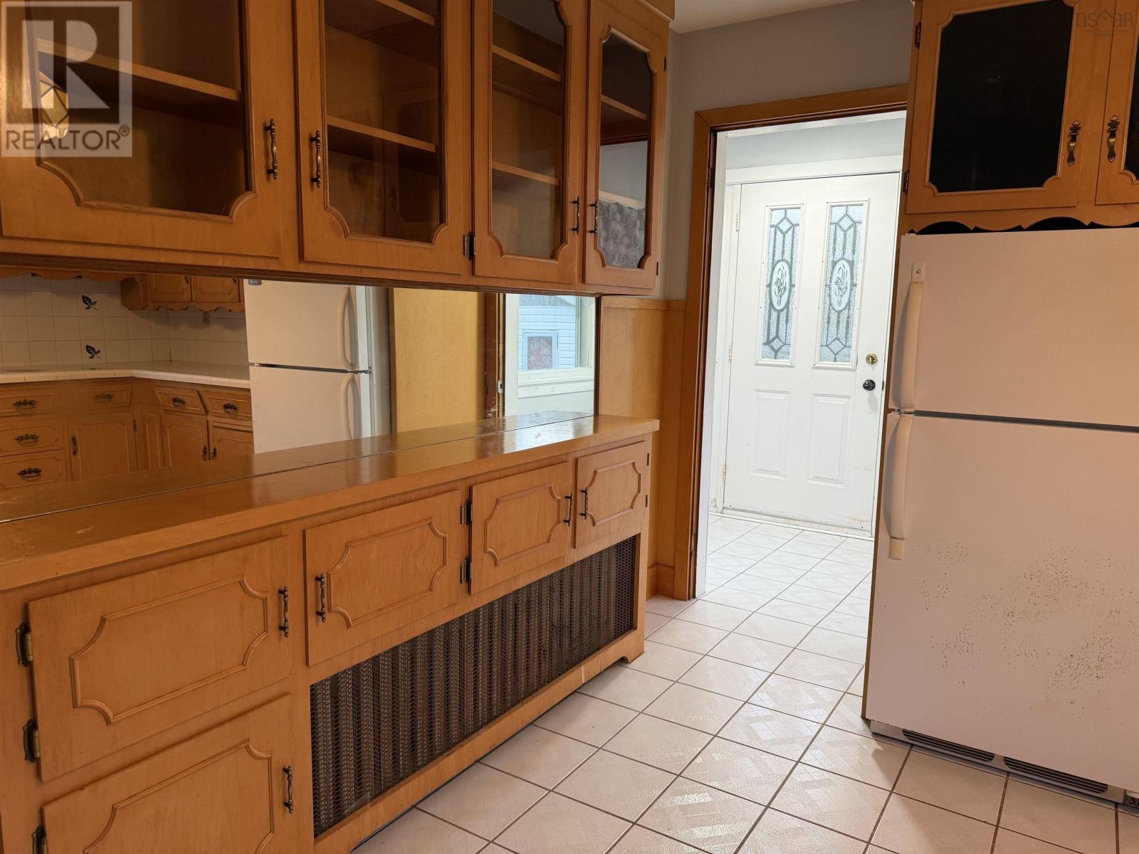 14 Rosewood Avenue Property Photo 7