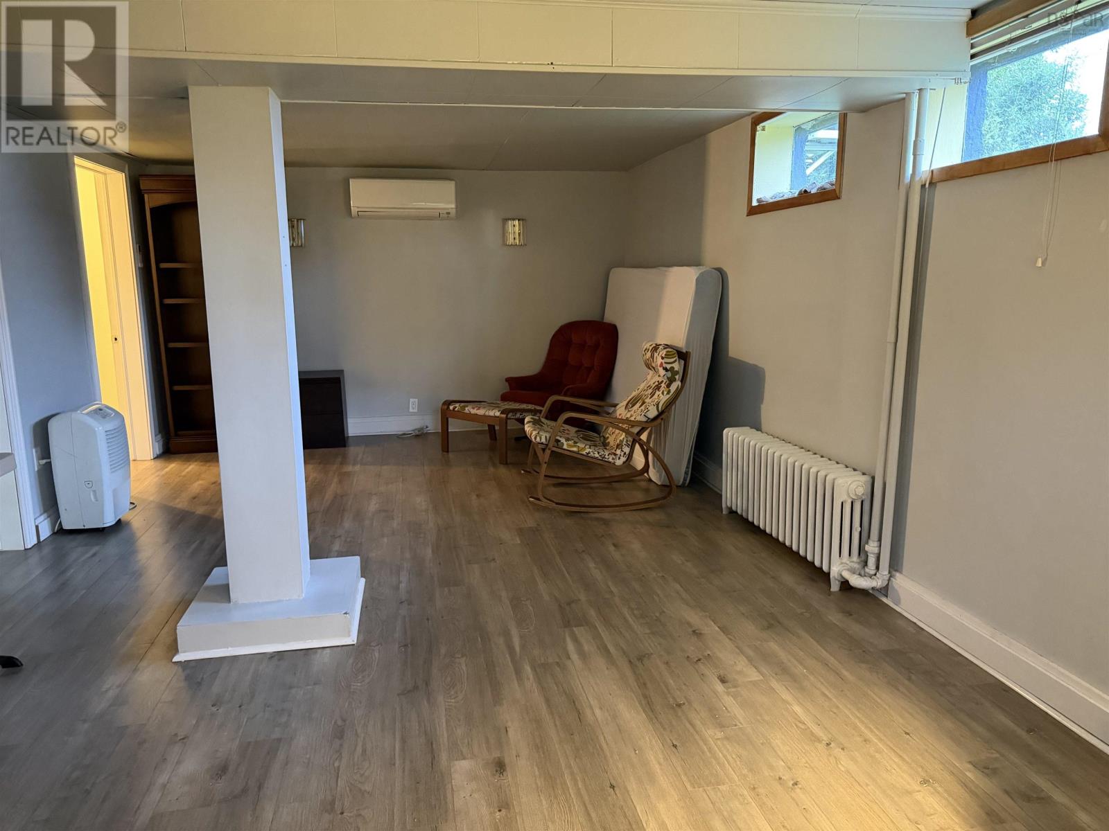 14 Rosewood Avenue Property Photo 27