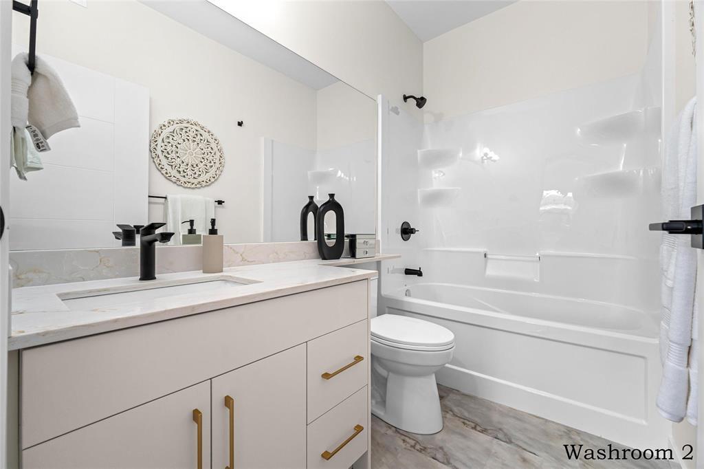 826 Mclean Avenue Property Photo 21