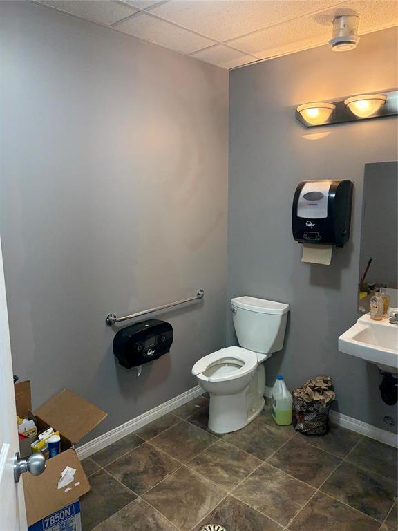 109 Industrial Drive Property Photo 10