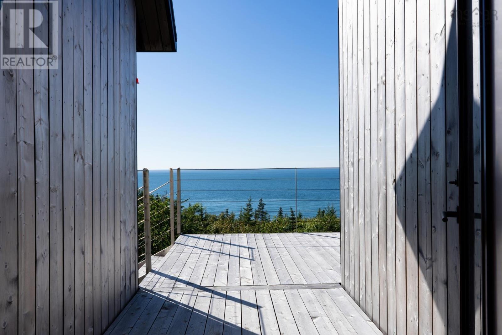 6941 217 Highway Property Photo 1