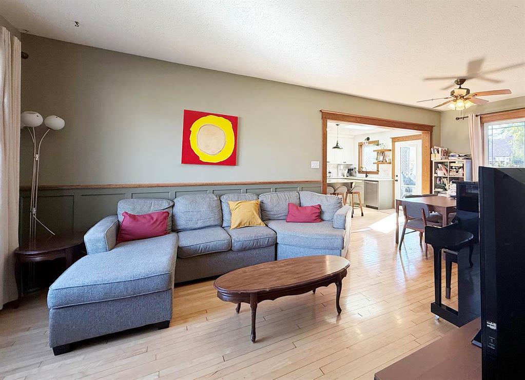 90 Cobourg Avenue Property Photo 10
