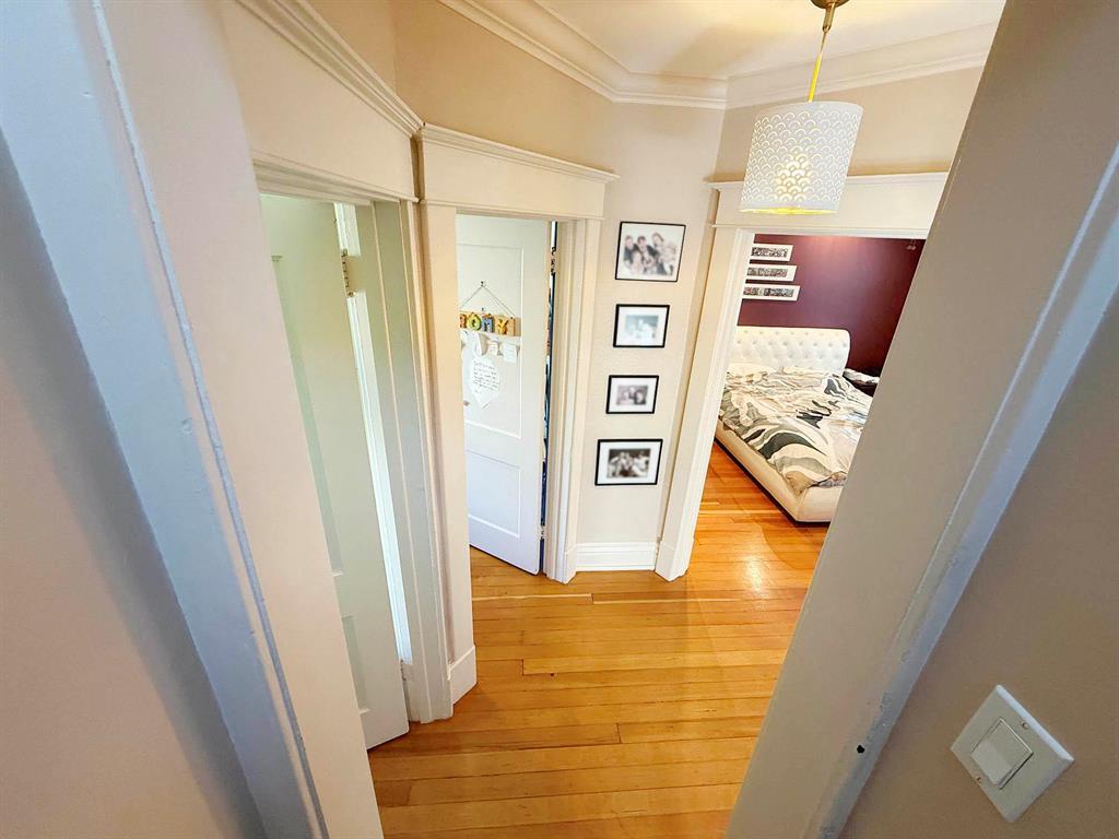 90 Cobourg Avenue Property Photo 25