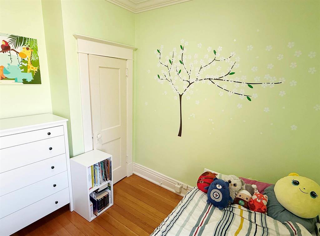 90 Cobourg Avenue Property Photo 31