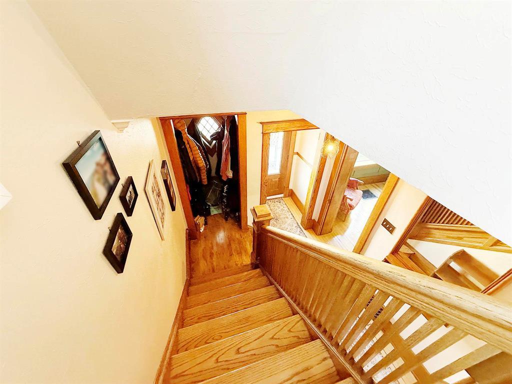 90 Cobourg Avenue Property Photo 40