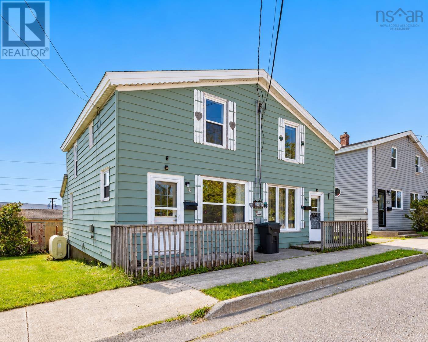 21 Railroad Street Property Photo 2