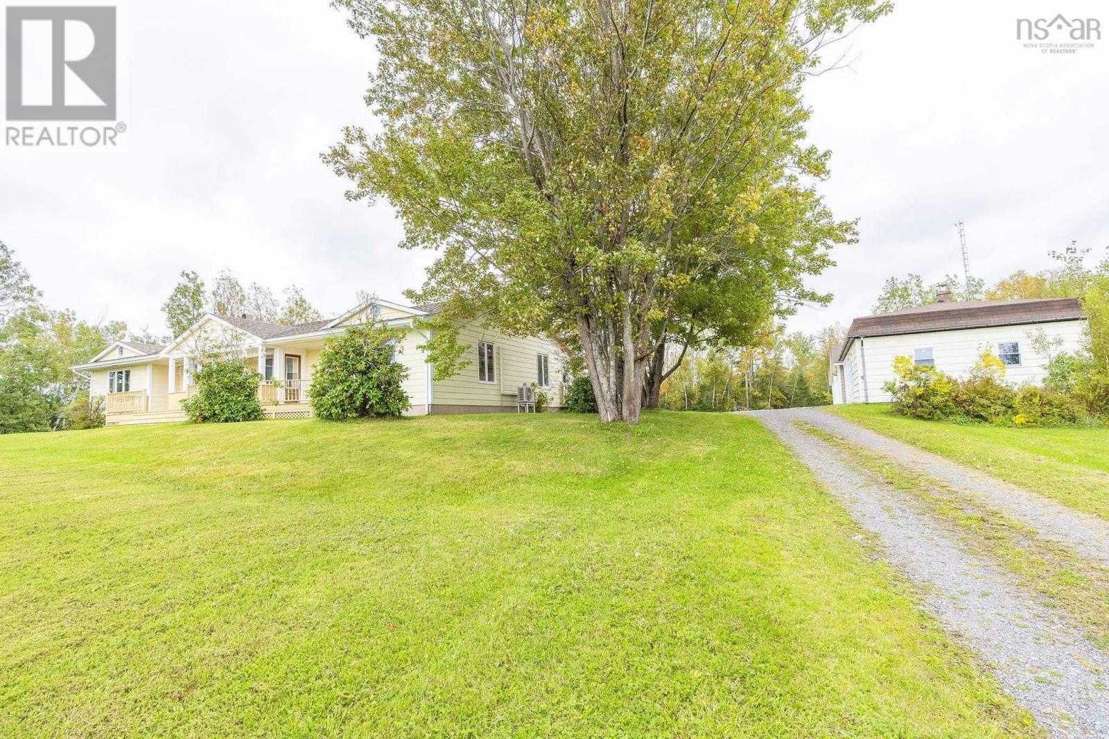 288 Shore Road Property Photo 3