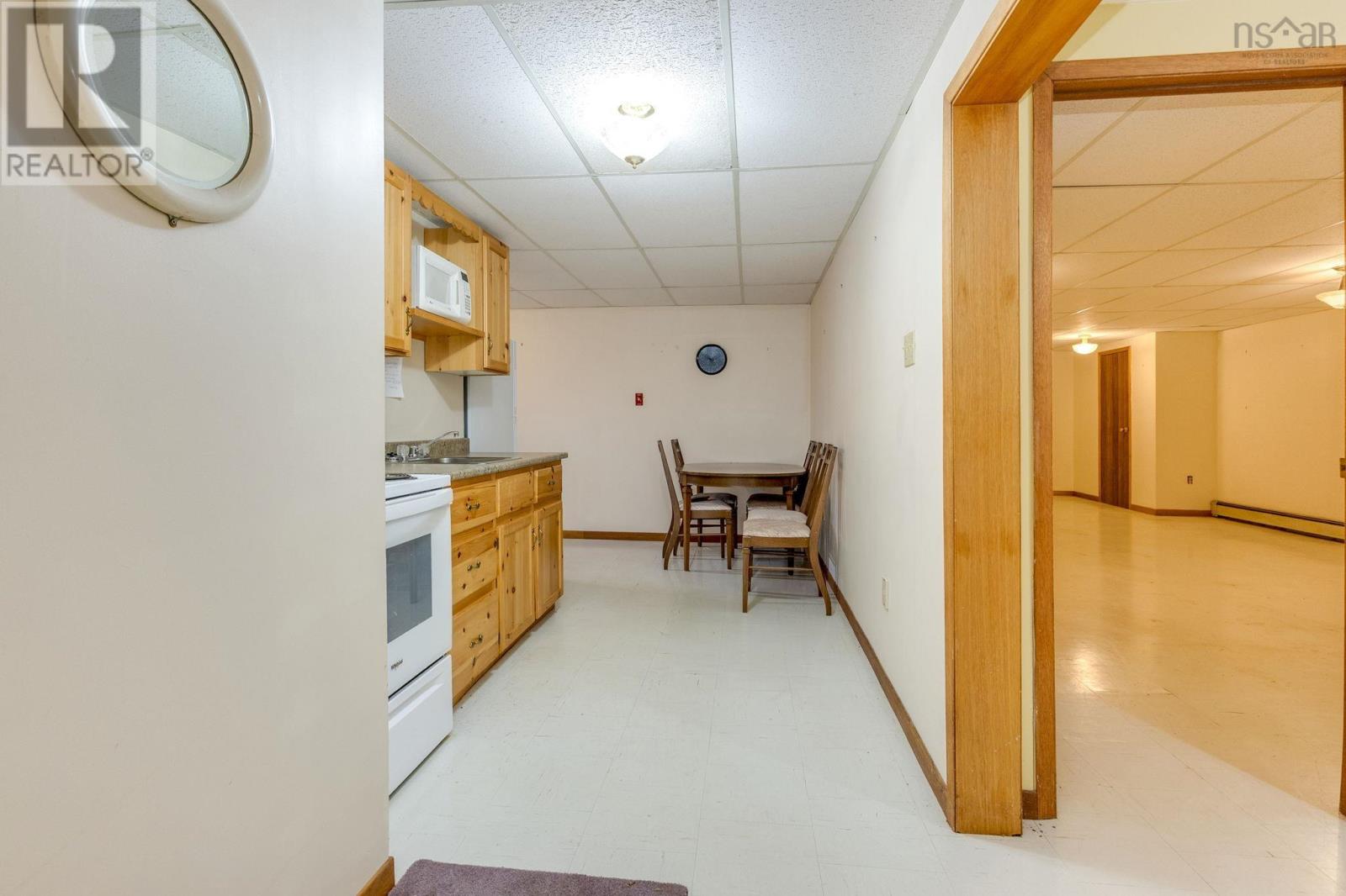 288 Shore Road Property Photo 27