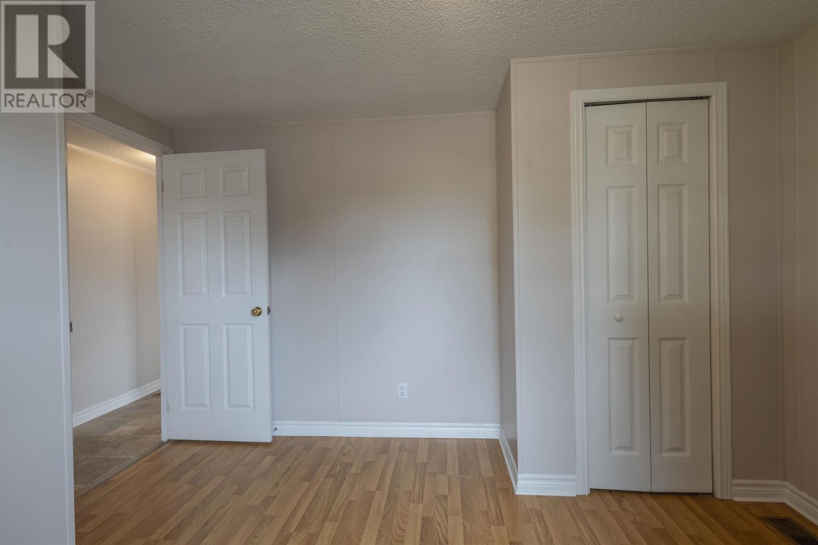 14 Windjammer Crescent Property Photo 8